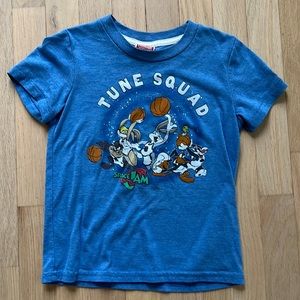 5t homage tune squad T-shirt